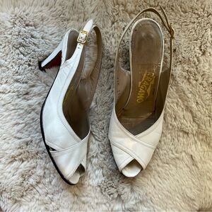 Vintage Salvatore Ferragamo Leather Slingback Sandals Size 7 AA
